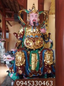 Tượng hộ pháp ngồi