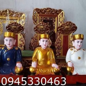 tượng ông hoàng bảy, hoàng mười, hoàng bơ ngồi bệ vuông