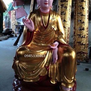 Mẫu tượng phật địa tạng có dung mạo như thế nào