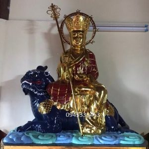 Tượng địa tạng bồ tát có hình dáng như thế nào